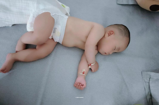 十堰宝宝口水多怎么回事